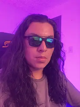 Yigolo   online show from July 19, 11:11 pm