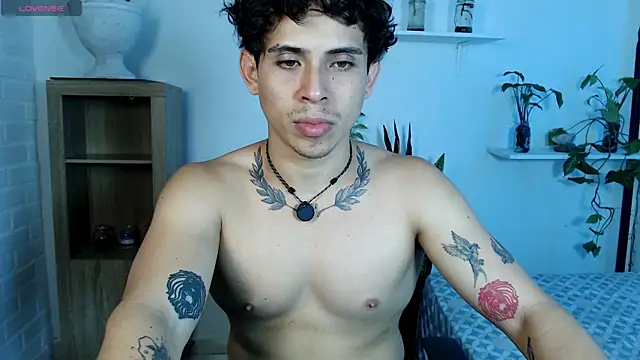 Magnuz Col online show from May 10, 11:06 pm
