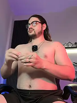 Derek Vow online show from July 23, 7:22 pm