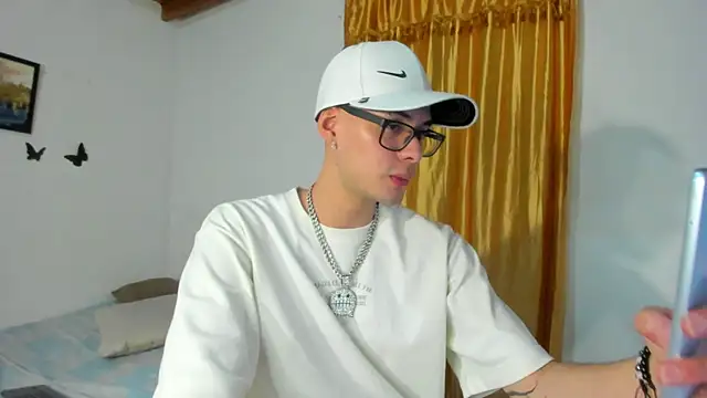 Vlad  night online show from August 4, 8:13 pm
