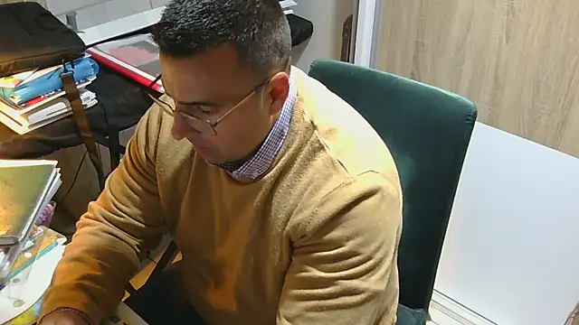 VanillaTime78-Jorge online show from May 1, 11:29 pm