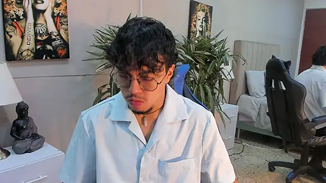 kai storn online show from June 21, 11:38 am