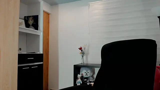 duvisex19 online show from May 13, 3:25 am