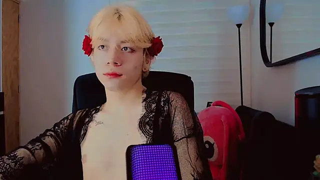 duvisex19 online show from May 15, 3:15 am