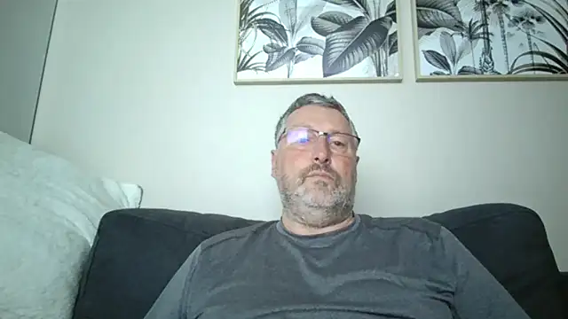 doudou310 online show from May 13, 4:20 am