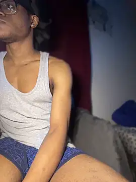 vexahleah online show from May 8, 12:11 am