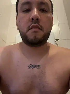 latinocalientehot online show from June 30, 6:53 pm