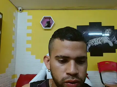 chacorta  online show from May 7, 2:11 am