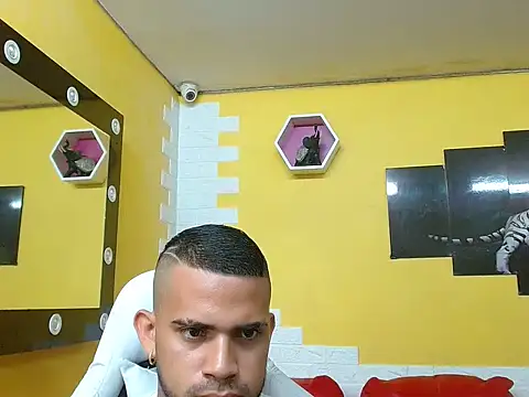 chacorta  online show from May 16, 3:37 am