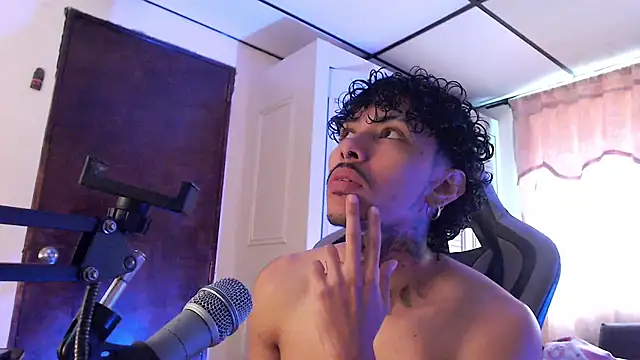D3v1L88 online show from May 6, 5:46 pm