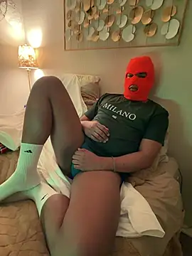 elihot1993 online show from February 1, 11:36 pm