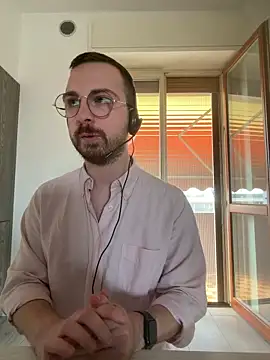 ItalianAlex online show from May 29, 8:02 am