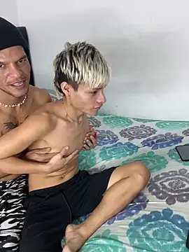 MaxyRyan online show from May 5, 2:41 pm