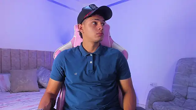 Adrian Prime  online show from May 4, 7:37 pm