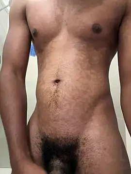 Warrendjoy974 online show from July 29, 3:55 pm