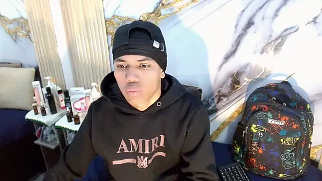 DaviidBuckx  online show from June 11, 2:22 am