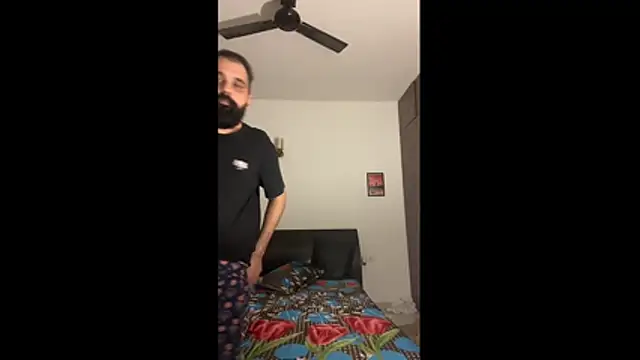 beerboy2222 online show from July 31, 6:17 pm