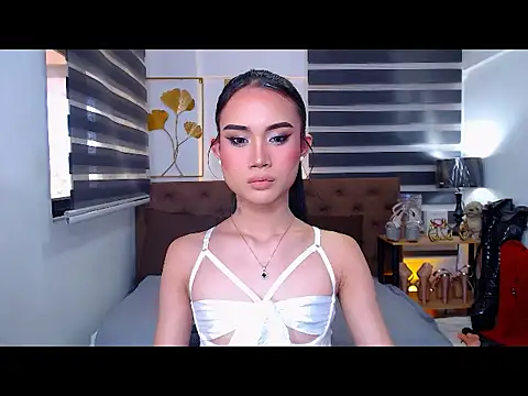 JuicyCockThea online show from May 7, 1:05 am