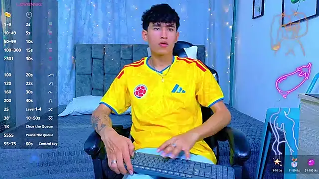 NicolasTorrez online show from July 26, 2:08 am