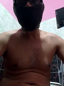 sergiorofiqs online show from May 29, 8:52 pm