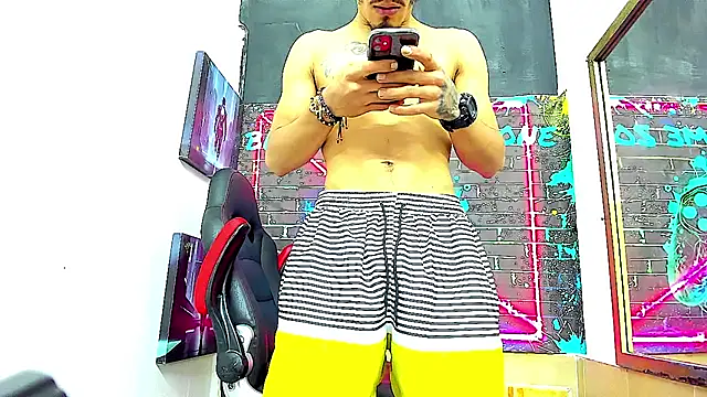 Dominant kiing online show from July 11, 11:45 am