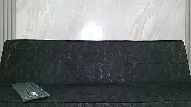 KITTY BOSH online show from June 16, 7:49 pm