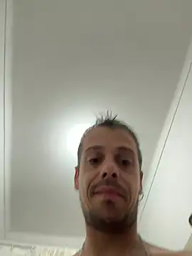 vieiratiago963 online show from July 25, 1:57 am