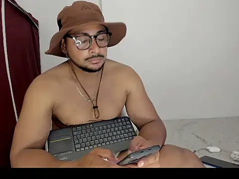 Cronos Shong online show from July 10, 3:43 am