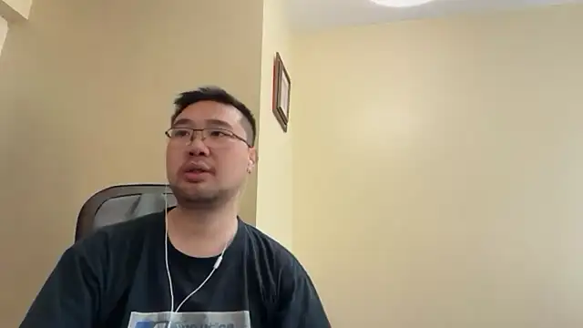 jasonryu2025 online show from May 26, 6:15 pm
