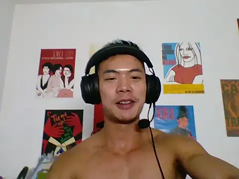 AdamHarper112 online show from July 28, 11:17 am