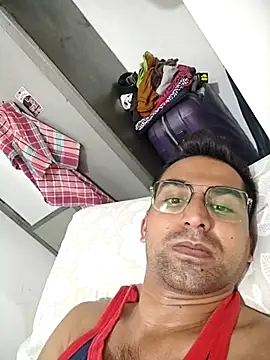 RonitVora online show from May 28, 5:44 pm