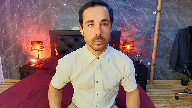 Adams Sanz online show from August 5, 8:47 pm
