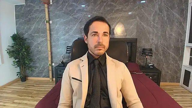 Adams Sanz online show from August 3, 7:31 pm