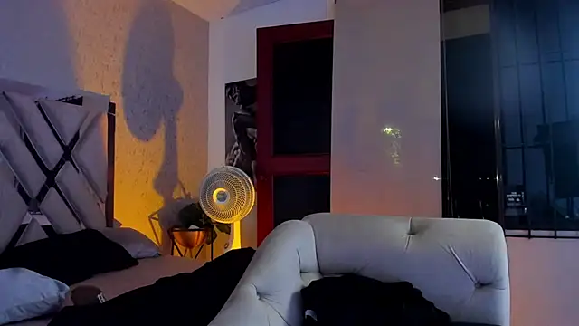 Vincentblack online show from July 2, 3:45 am