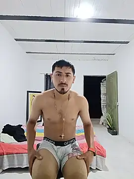 Santiag0122  online show from May 24, 4:18 am
