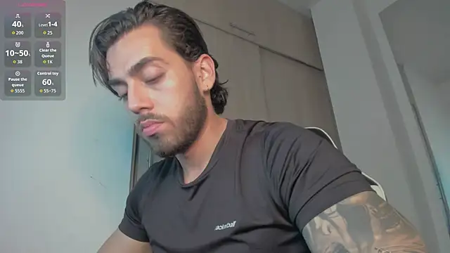 Axel  Blaze online show from June 15, 1:25 pm