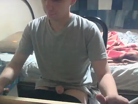 baddboy19 online show from May 5, 9:04 pm