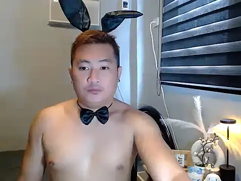 Bigdaddybear888 online show from July 29, 1:26 am