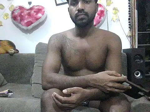 Hunkytop online show from May 10, 1:23 pm
