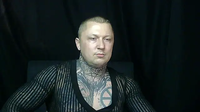devilWithTats online show from April 29, 1:16 pm