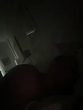 alexandeerr1986 online show from April 19, 6:57 am