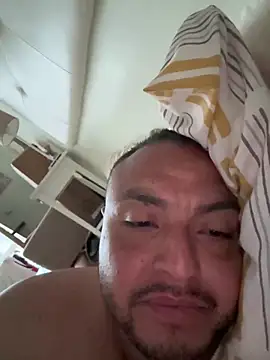 alexandeerr1986 online show from June 8, 7:15 pm