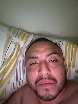 alexandeerr1986 online show from May 19, 10:10 am