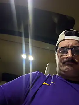 PoundedCajunGuy93 online show from May 22, 9:14 am