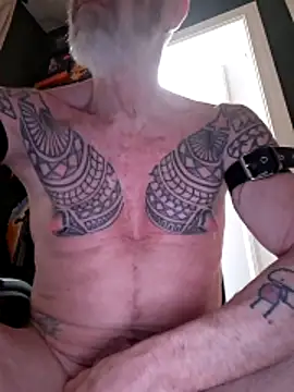 XXX666HEIL online show from May 16, 3:21 pm