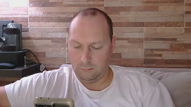 lustonfan online show from May 16, 12:47 pm