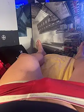 MatthewEmme2121 online show from July 29, 9:58 pm