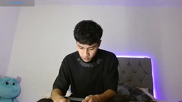 Sebas fire4 online show from May 24, 7:53 pm
