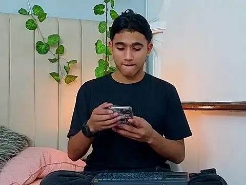Morgan Bladee online show from June 24, 7:55 am