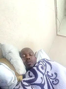 Zolani003 online show from May 7, 7:58 pm